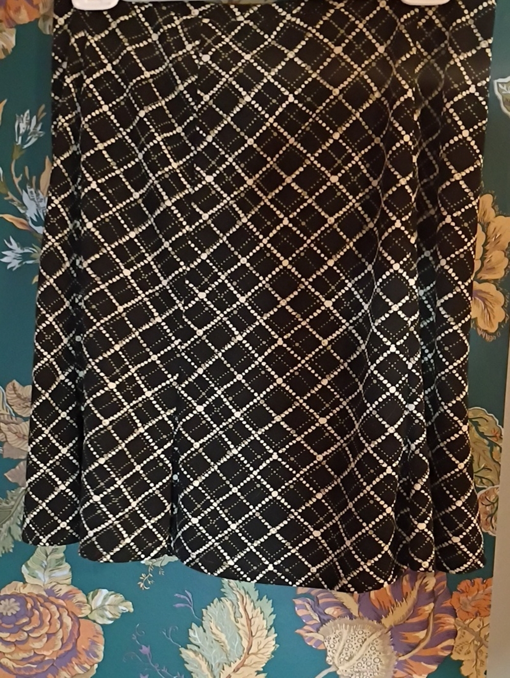 Express Black and White Diamond-Check Women's Skirt